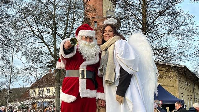 Weihnachtsmann und Engel